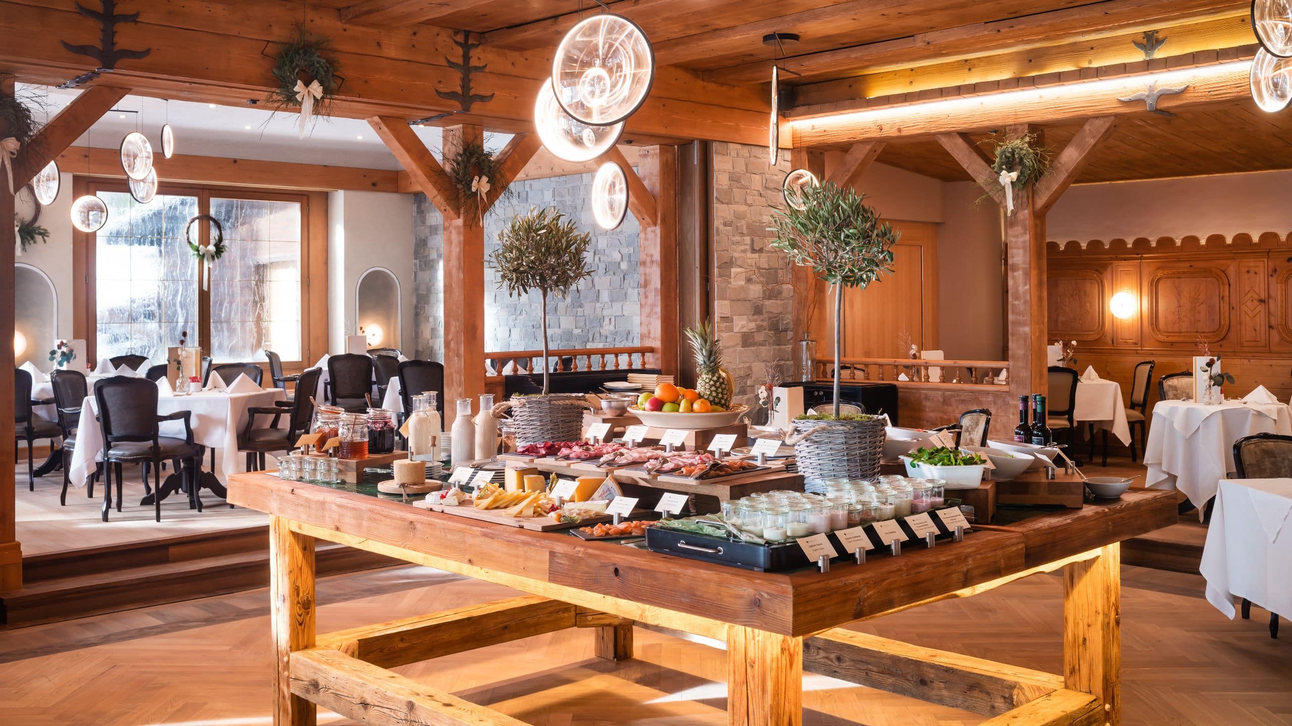Restaurant Sonne Wettingen — Webseite mit Online-Reservation von Abgemacht